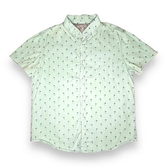 Palm Tree Print Light Green Button-Up Shirt, by Sovereign Code Size Large - Picture 1 of 6